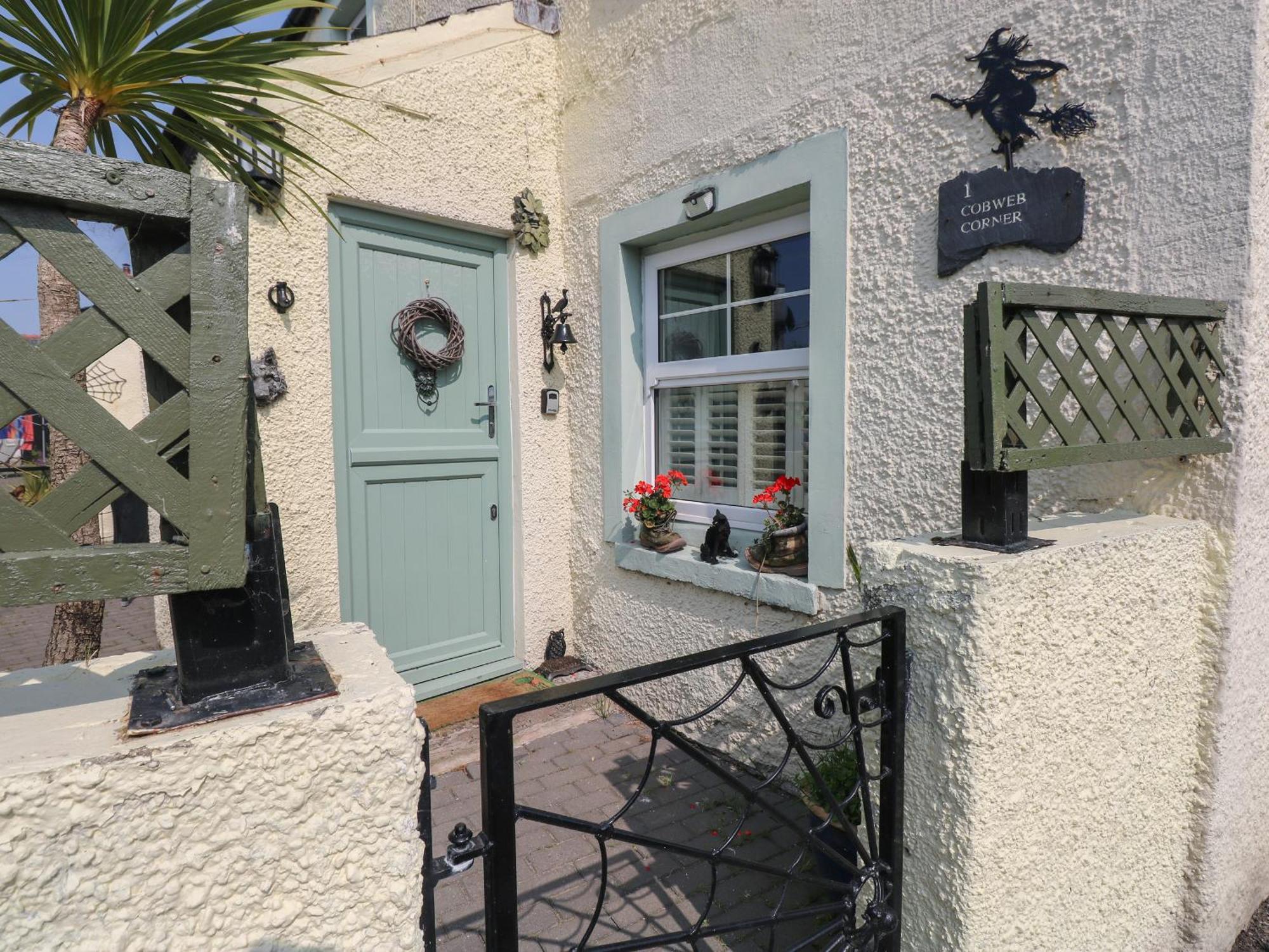 Cobwebs Corner Villa Porthcawl Exterior photo